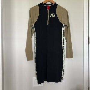 Nike Air Bodycon Neon Tape Athletic Exercise Dress Sz L EUC
